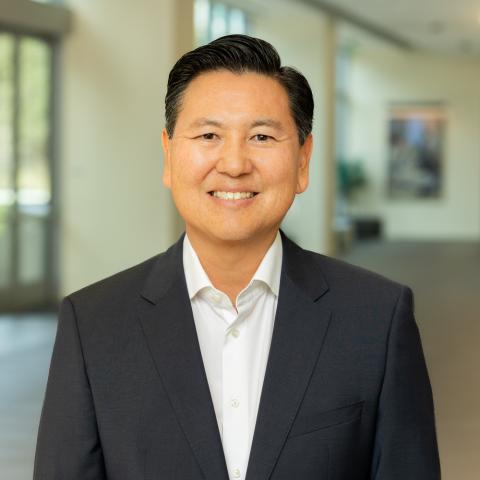 Headshot of Evan Koo