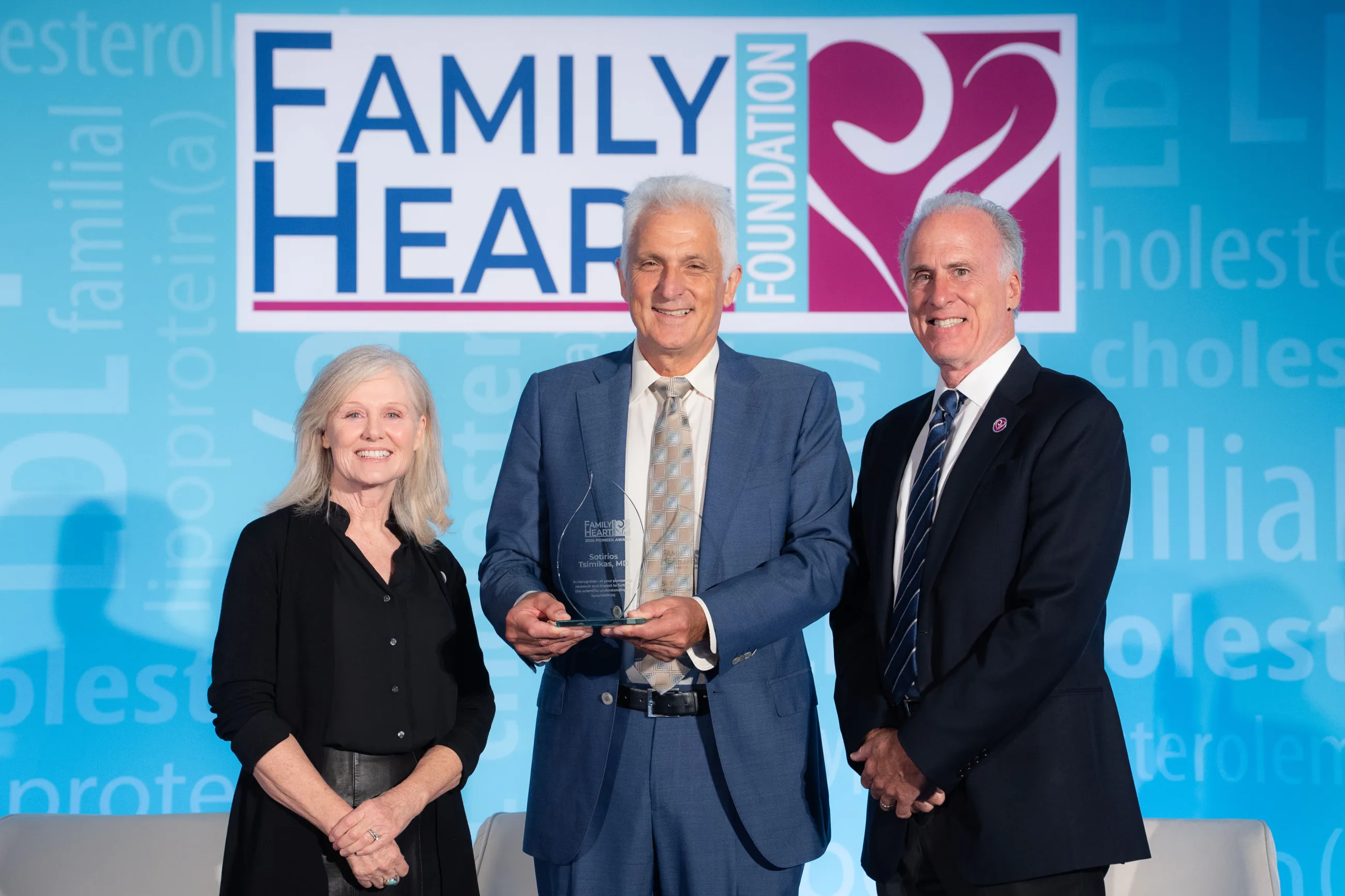 Dr. Sam Tsimikas recieving the 2025 Family Heart Foundation Pioneer Award Dr. Sam Tsimikas recieving the 2025 Family Heart Foundation Pioneer Award